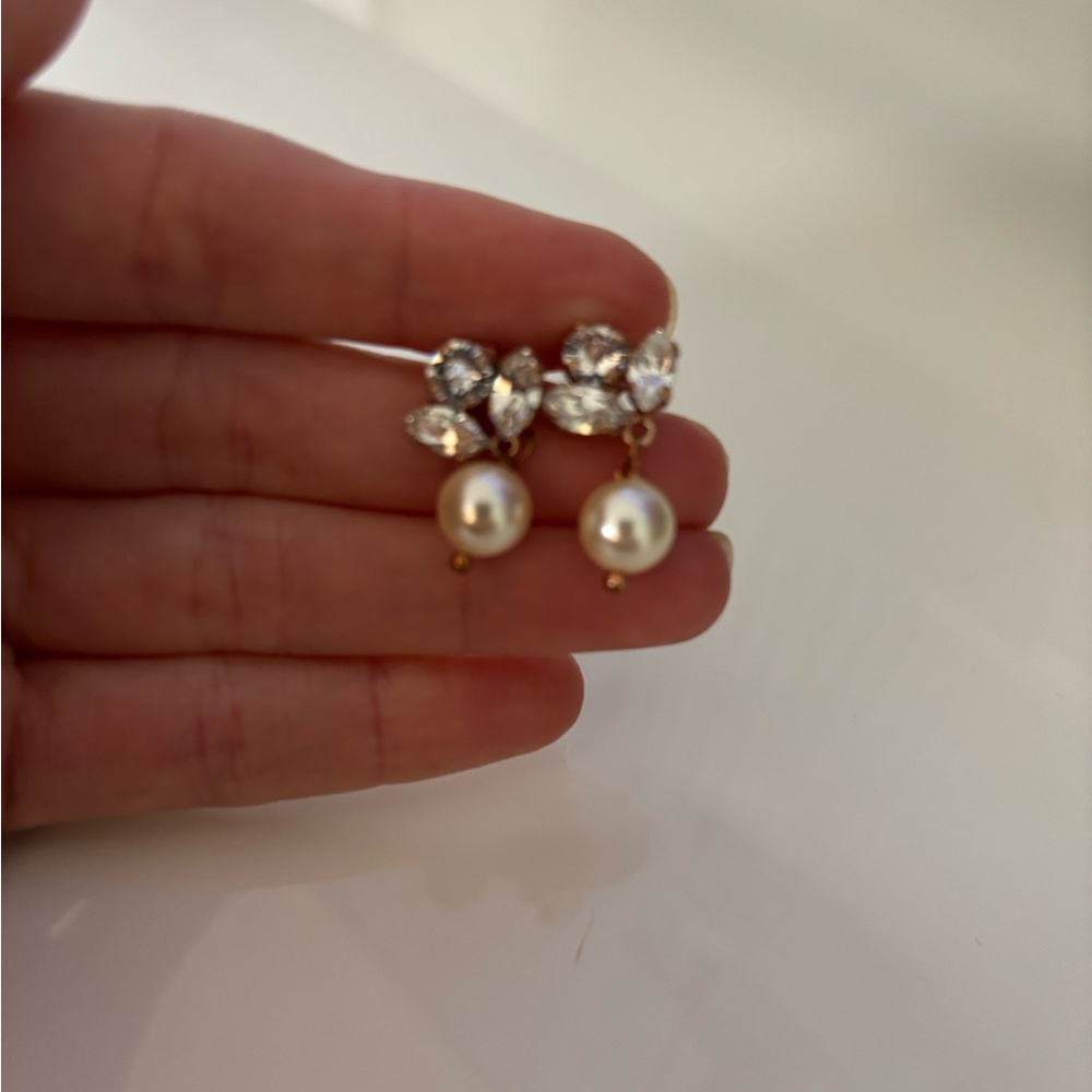 Elegant Pearl and Crystal Drop Earrings